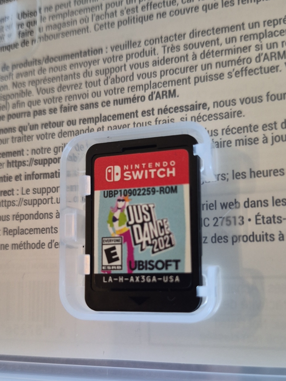 Nintendo Switch - Picture 3 of 3